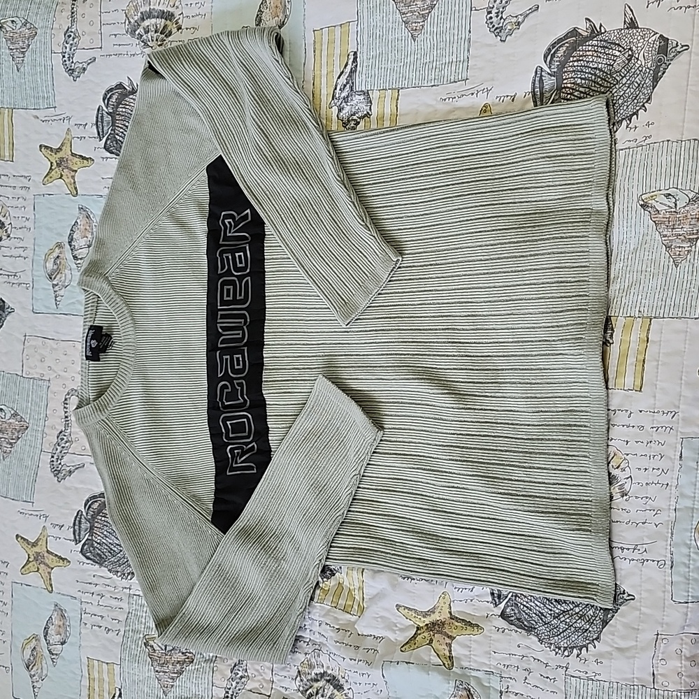 Rocawear Gray Sweater Black Logo Sleeve Pocket XL